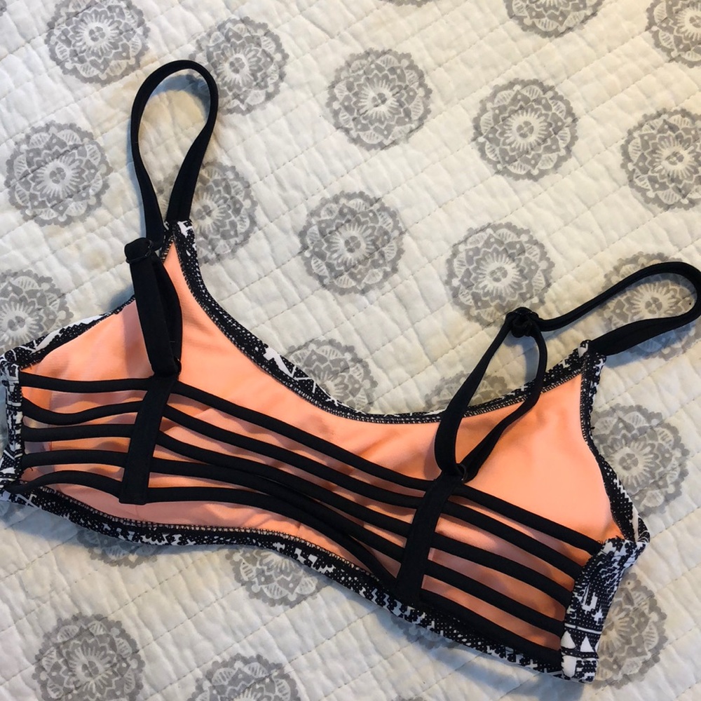 Bikini top